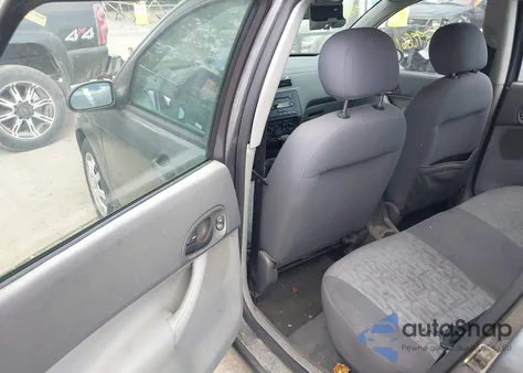 2005 Ford Focus Zxw из США, поврежденный, VIN 1FAFP36N15W154138